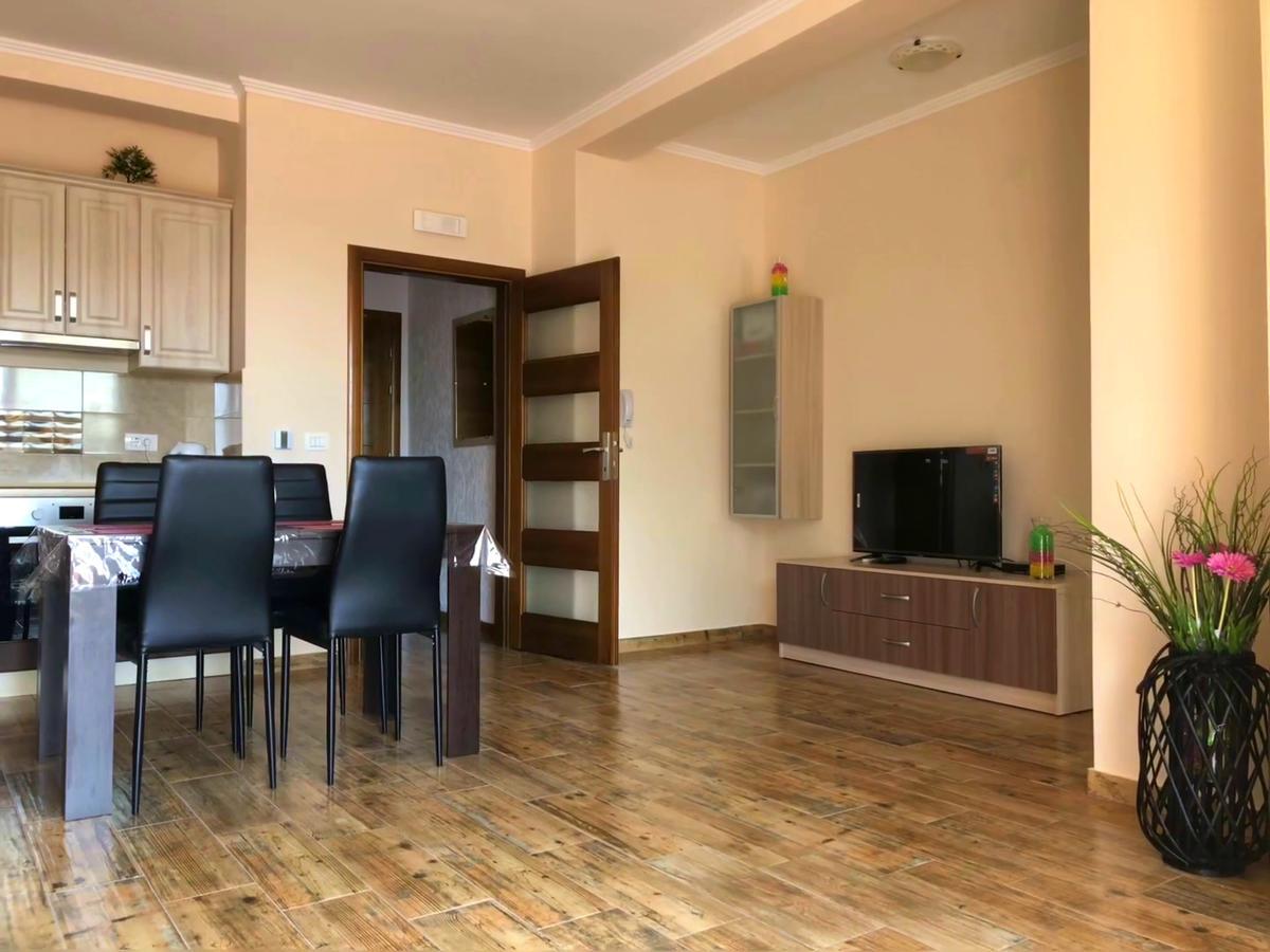 Sun&Sea Apartment Добра вода Екстериор снимка
